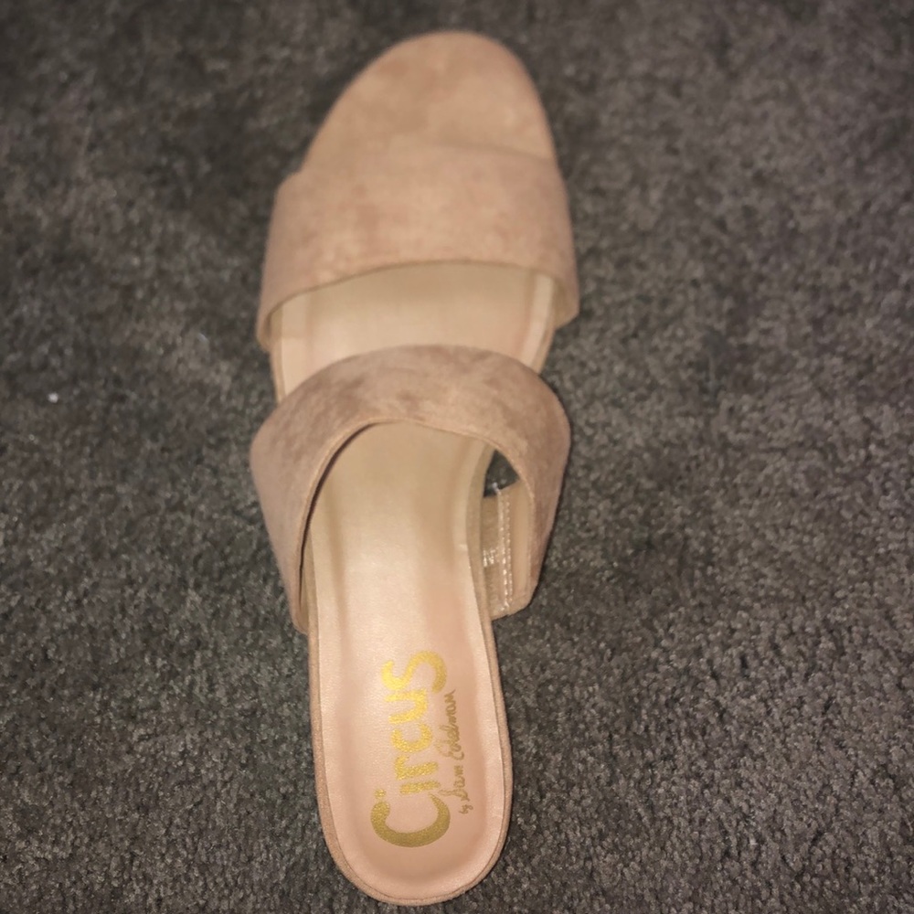 Tan slide sandal - Picture 1 of 3